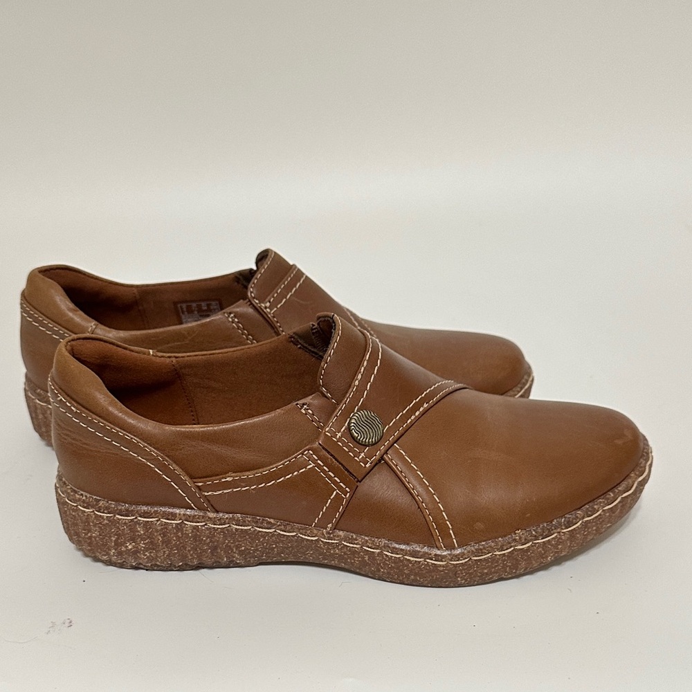 Clarks Tan Leather Caroline Pearl slip on - Picture 6 of 6